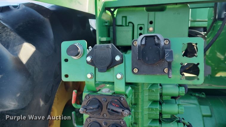 image for item LK9446 2005 John Deere 9620  4WD tractor