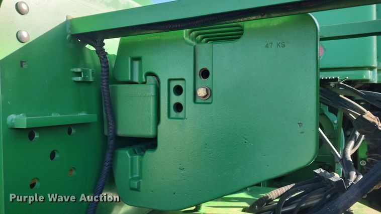 image for item LK9446 2005 John Deere 9620  4WD tractor