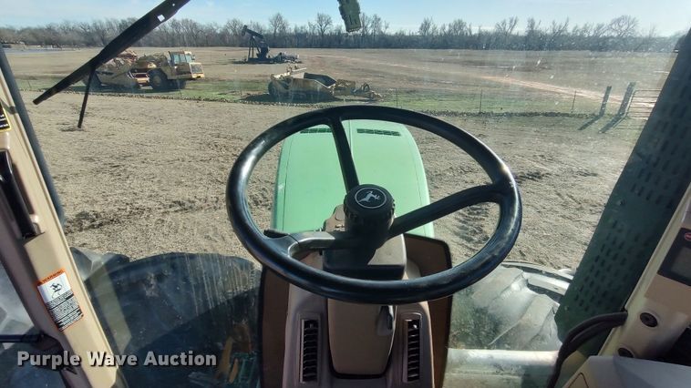 image for item LK9446 2005 John Deere 9620  4WD tractor