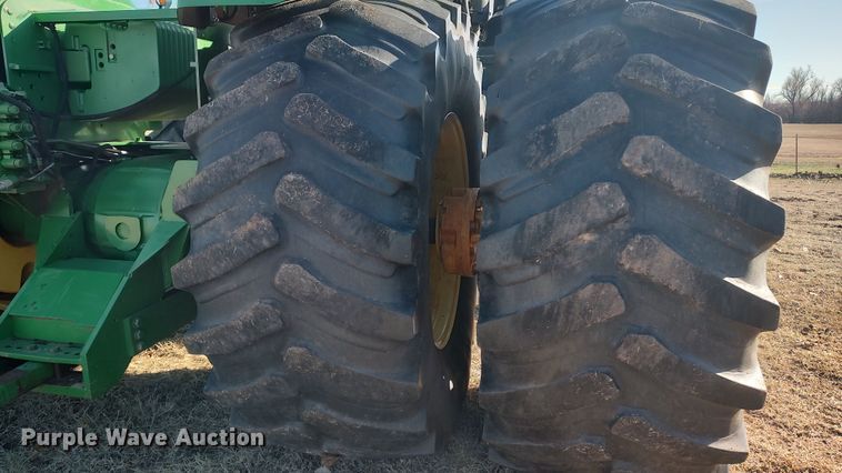 image for item LK9446 2005 John Deere 9620  4WD tractor