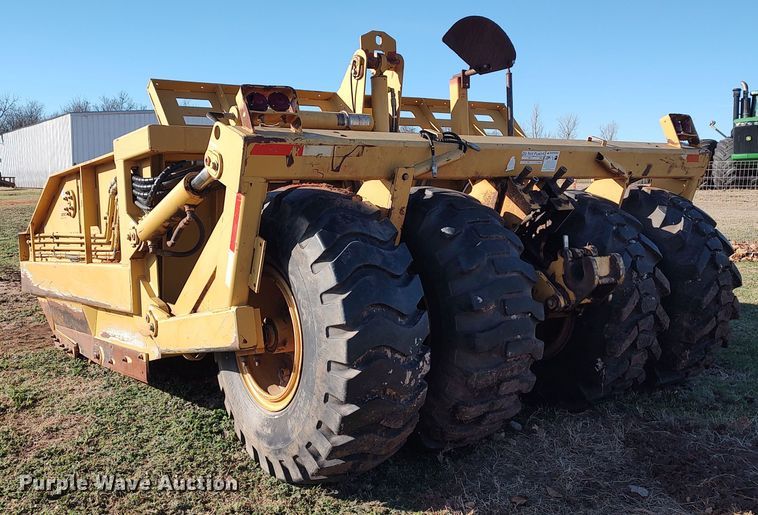 image for item LK9447 Icon 18D Earthmover  scraper