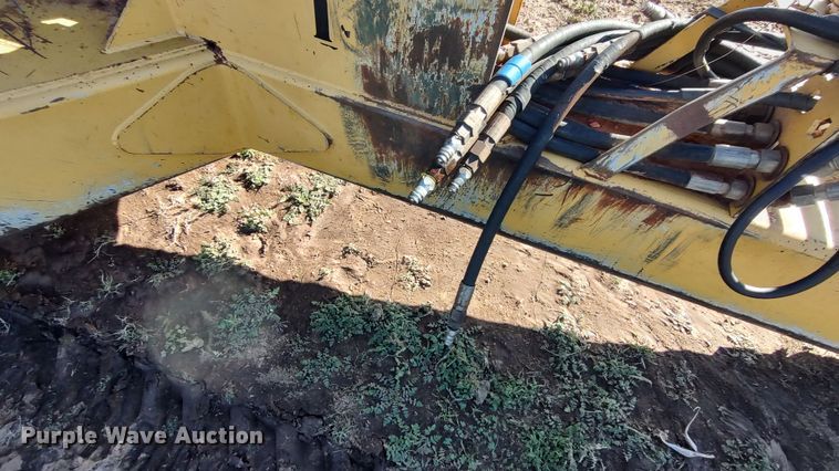 image for item LK9447 Icon 18D Earthmover  scraper