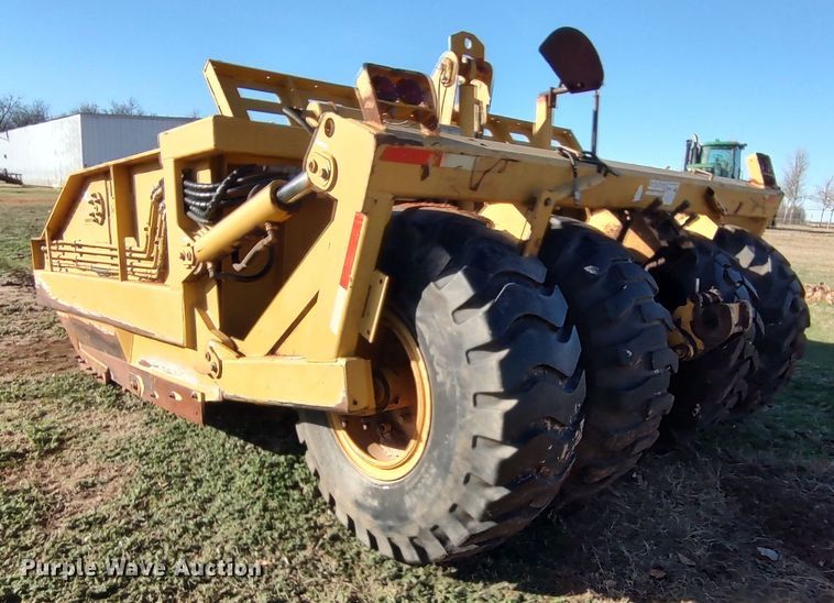 image for item LK9447 Icon 18D Earthmover  scraper