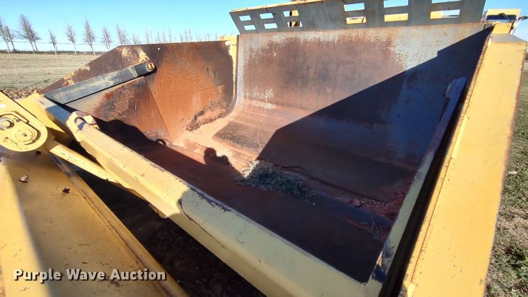 image for item LK9447 Icon 18D Earthmover  scraper