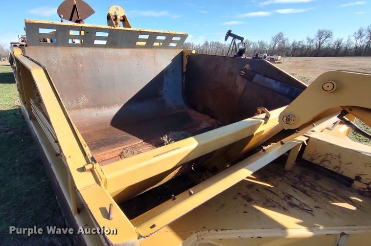 image for item LK9447 Icon 18D Earthmover  scraper