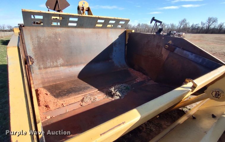 image for item LK9447 Icon 18D Earthmover  scraper