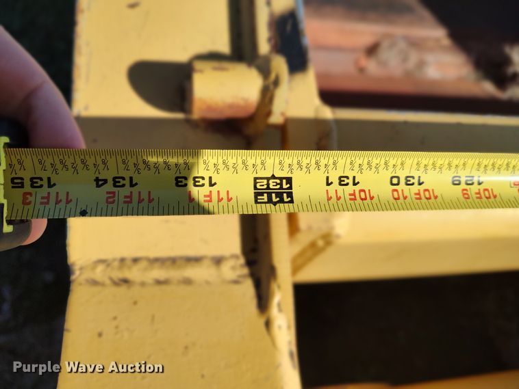 image for item LK9447 Icon 18D Earthmover  scraper