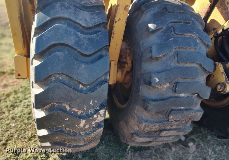 image for item LK9447 Icon 18D Earthmover  scraper