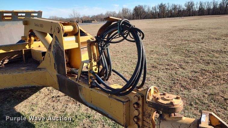 image for item LK9448 Icon 18D Earthmover  scraper