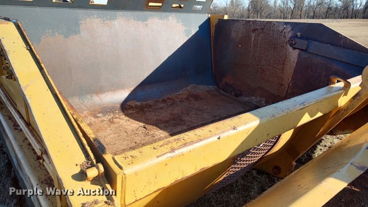 image for item LK9448 Icon 18D Earthmover  scraper