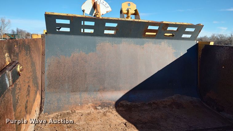 image for item LK9448 Icon 18D Earthmover  scraper