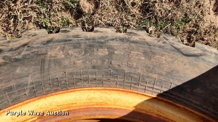 image for item LK9448 Icon 18D Earthmover  scraper