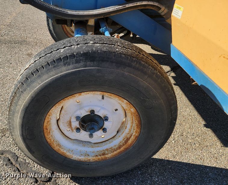 image for item LL9772 Ford 6610  tractor