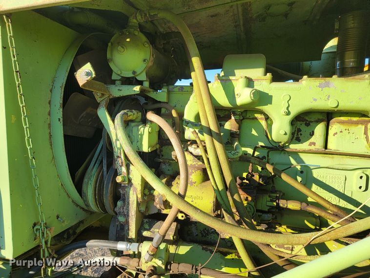 image for item LL9780 1956 Euclid 36TD  haul truck