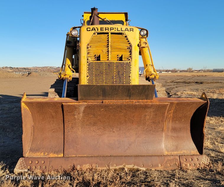 image for item LL9781 1973 Caterpillar D9G  dozer