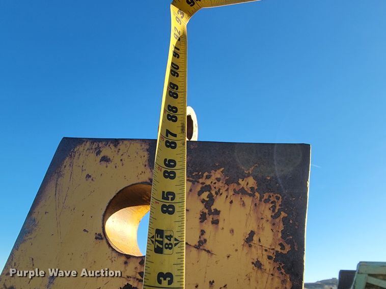 image for item LL9781 1973 Caterpillar D9G  dozer