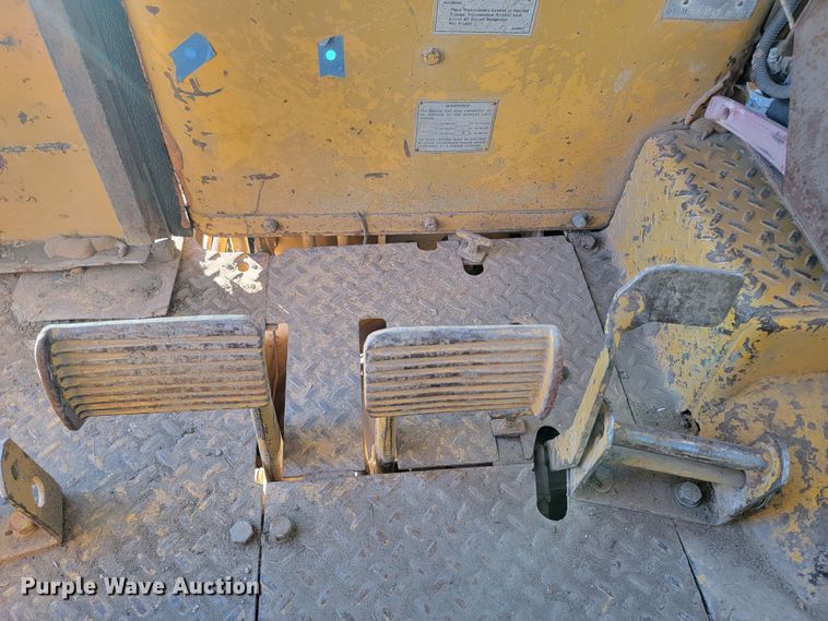 image for item LL9781 1973 Caterpillar D9G  dozer