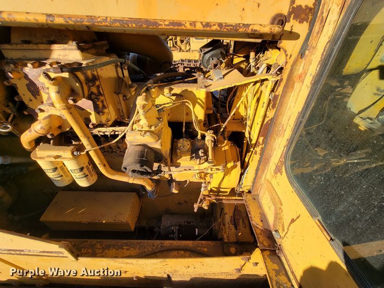 image for item LL9781 1973 Caterpillar D9G  dozer