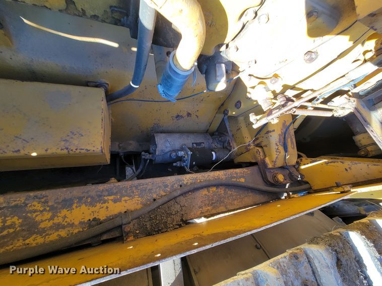 image for item LL9781 1973 Caterpillar D9G  dozer