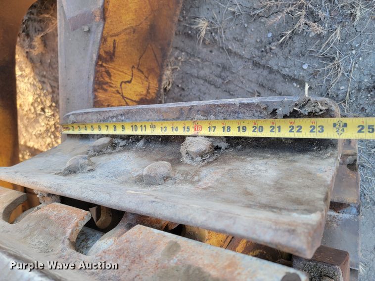 image for item LL9781 1973 Caterpillar D9G  dozer