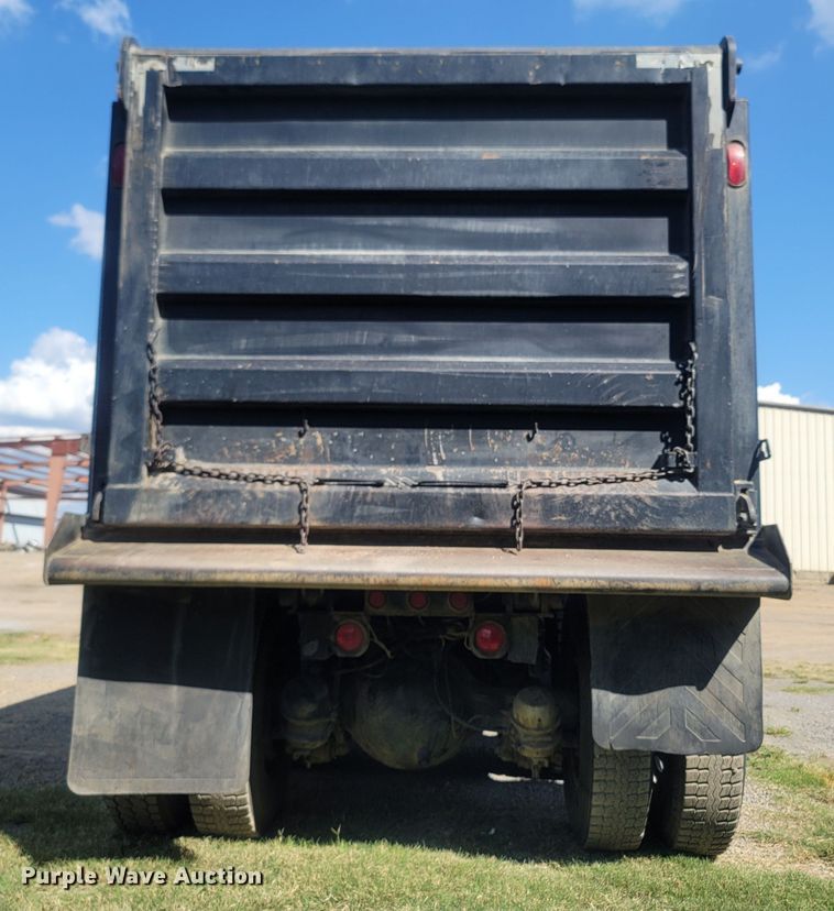 image for item LM9776 2016 Western Star 4700SF  dump truck
