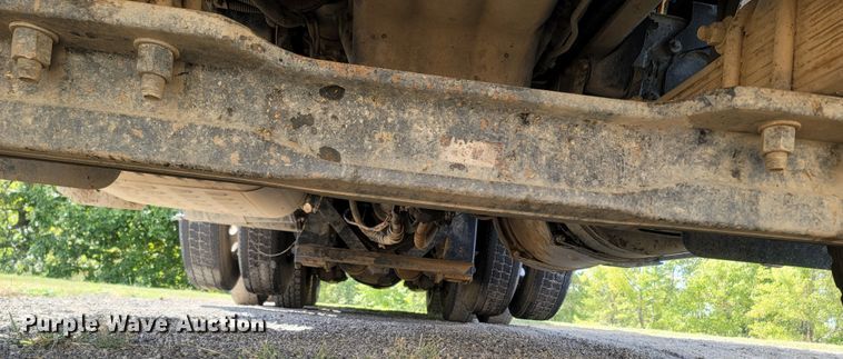 image for item LM9776 2016 Western Star 4700SF  dump truck