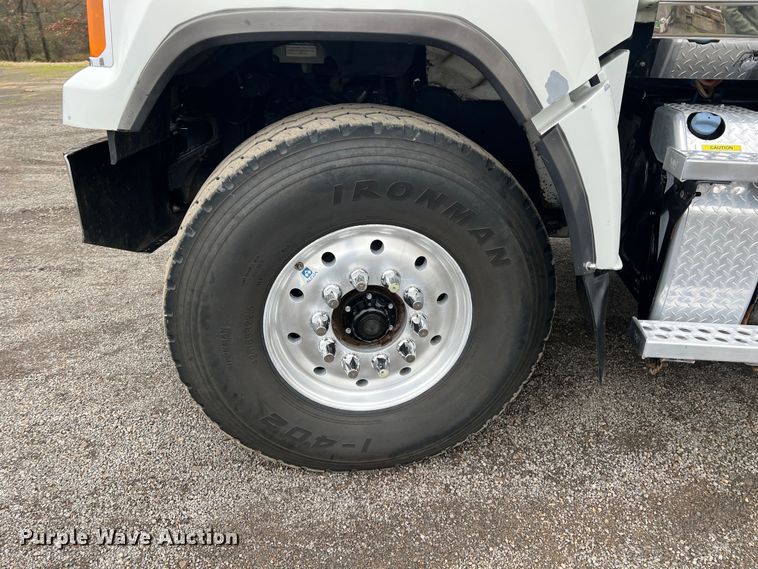 image for item LM9776 2016 Western Star 4700SF  dump truck