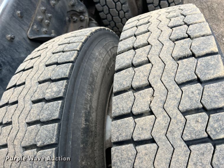 image for item LM9776 2016 Western Star 4700SF  dump truck