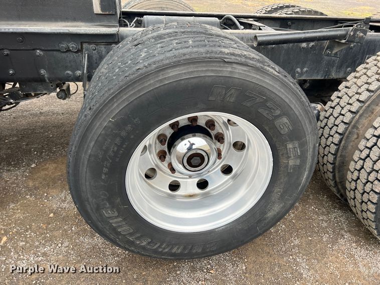 image for item LM9776 2016 Western Star 4700SF  dump truck