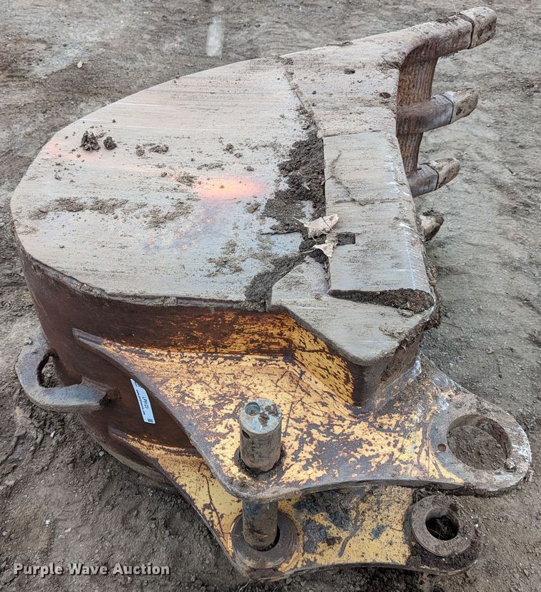 image for item LP9123 30"W excavator bucket