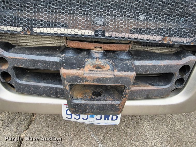 image for item LR9092 2014 Caterpillar CT660 tri-drive hydrovac truck