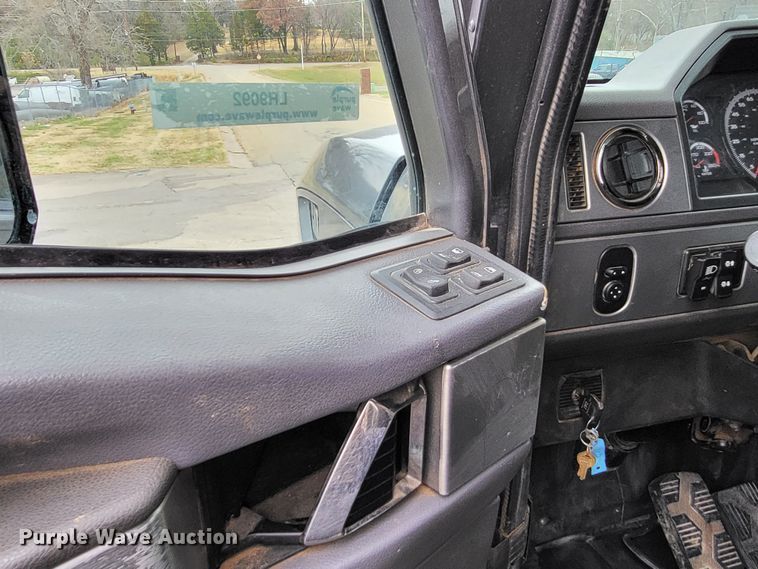 image for item LR9092 2014 Caterpillar CT660 tri-drive hydrovac truck