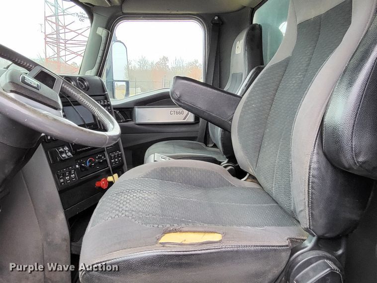 image for item LR9092 2014 Caterpillar CT660 tri-drive hydrovac truck