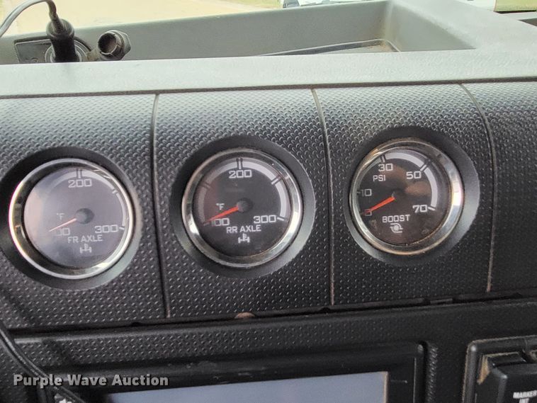 image for item LR9092 2014 Caterpillar CT660 tri-drive hydrovac truck