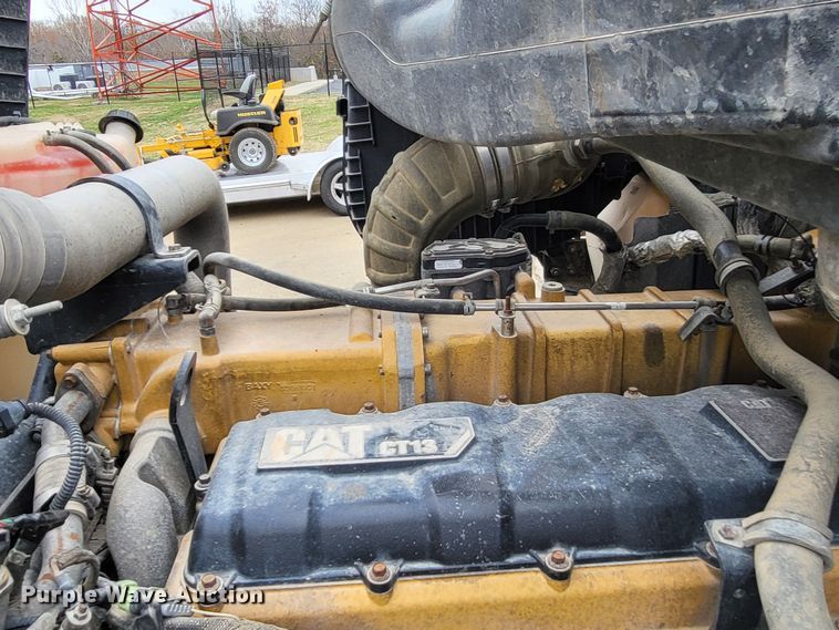 image for item LR9092 2014 Caterpillar CT660 tri-drive hydrovac truck