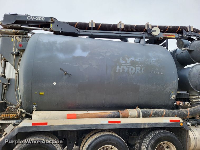 image for item LR9092 2014 Caterpillar CT660 tri-drive hydrovac truck