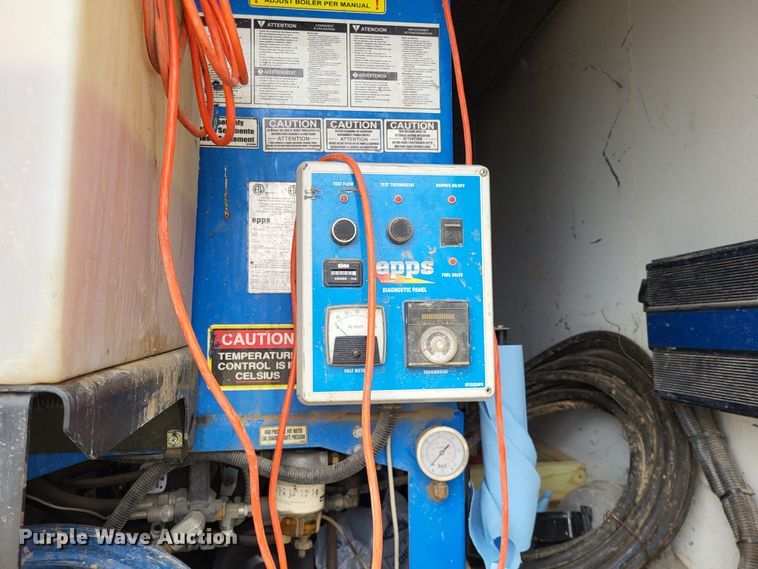 image for item LR9092 2014 Caterpillar CT660 tri-drive hydrovac truck