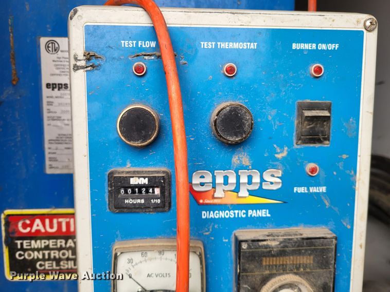 image for item LR9092 2014 Caterpillar CT660 tri-drive hydrovac truck