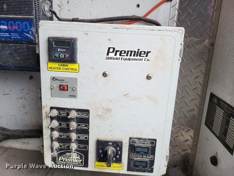 image for item LR9092 2014 Caterpillar CT660 tri-drive hydrovac truck