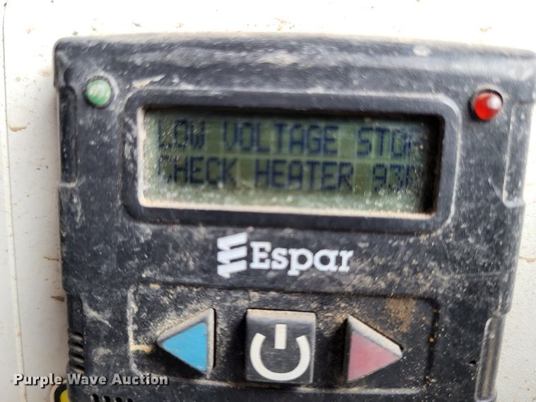 image for item LR9092 2014 Caterpillar CT660 tri-drive hydrovac truck