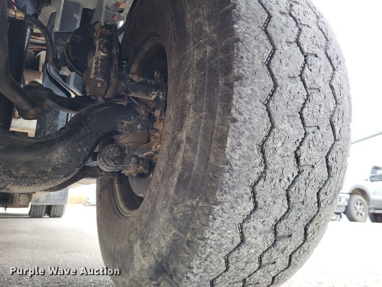 image for item LR9092 2014 Caterpillar CT660 tri-drive hydrovac truck