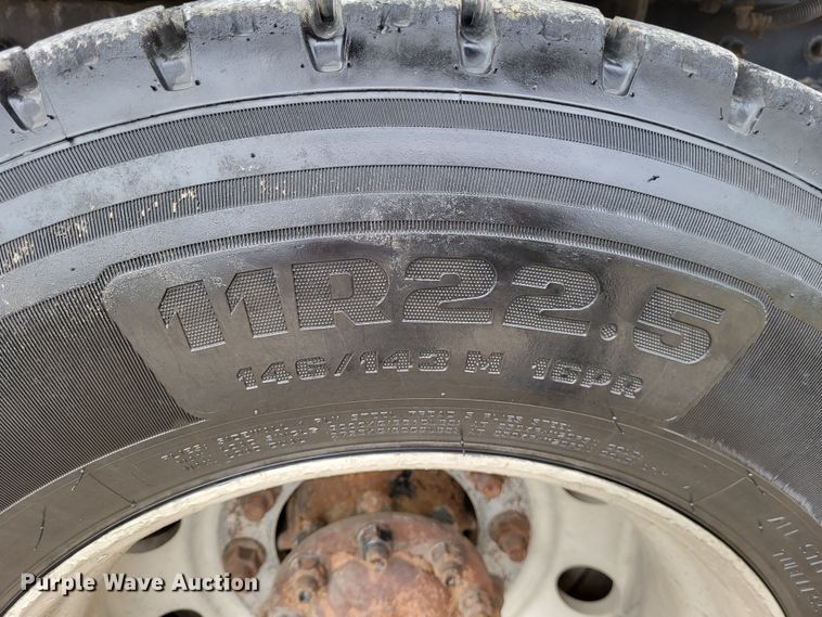 image for item LR9092 2014 Caterpillar CT660 tri-drive hydrovac truck