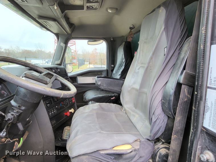 image for item LR9093 2014 Caterpillar CT660  tri-drive hydrovac truck