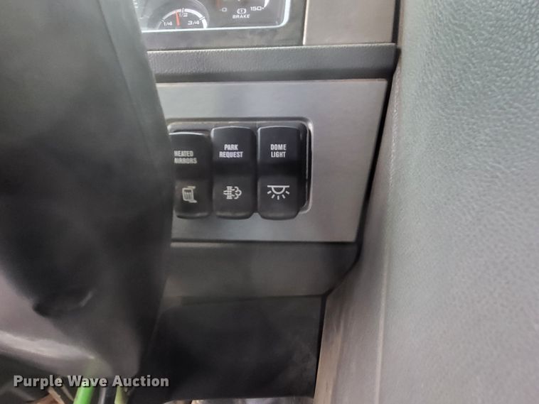 image for item LR9093 2014 Caterpillar CT660  tri-drive hydrovac truck