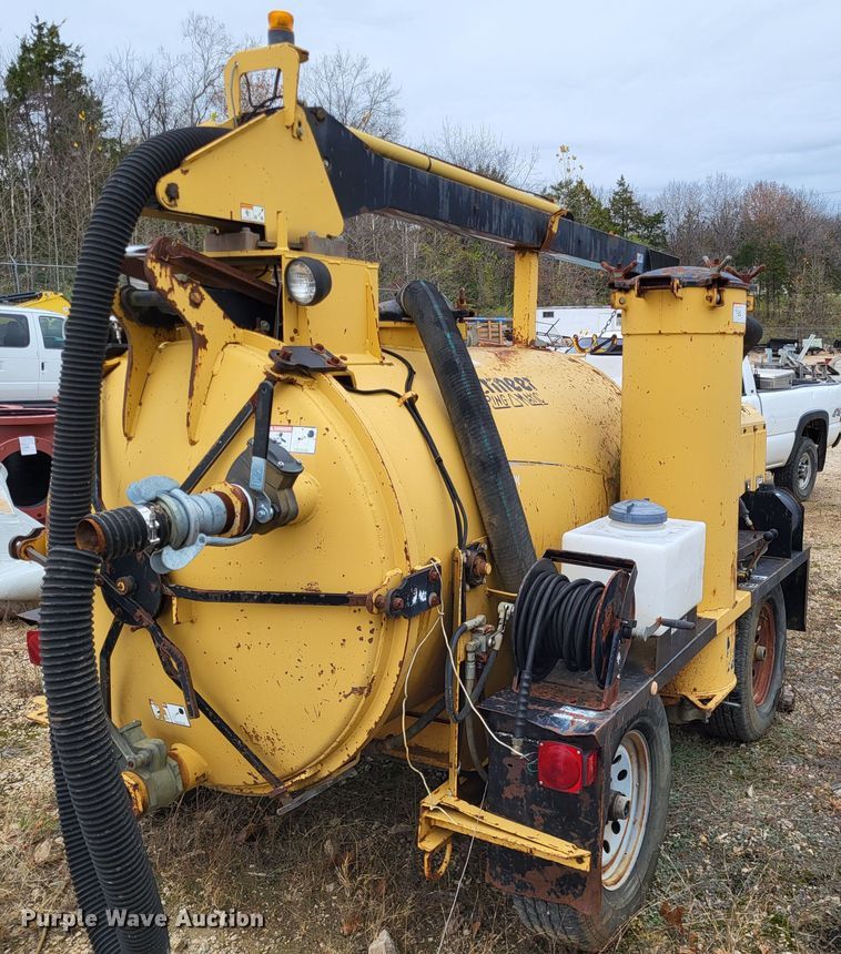 image for item LR9094 2005 Vermeer Ring-O-Matic 550 Jet Vac  vacuum excavator