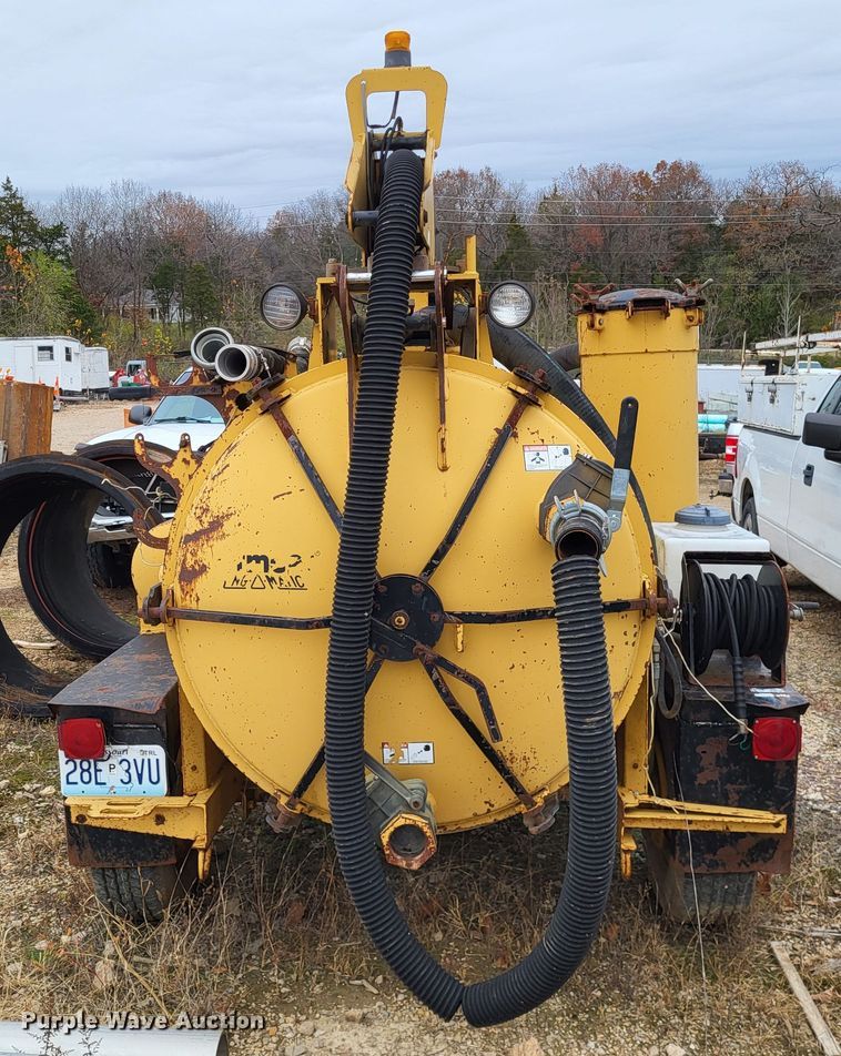 image for item LR9094 2005 Vermeer Ring-O-Matic 550 Jet Vac  vacuum excavator