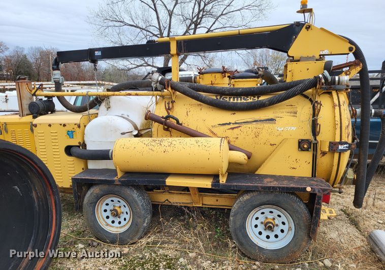 image for item LR9094 2005 Vermeer Ring-O-Matic 550 Jet Vac  vacuum excavator