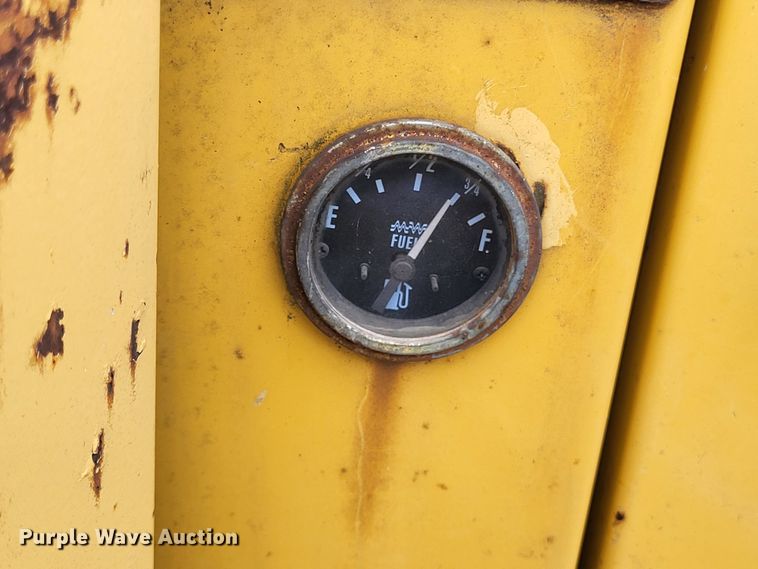 image for item LR9094 2005 Vermeer Ring-O-Matic 550 Jet Vac  vacuum excavator