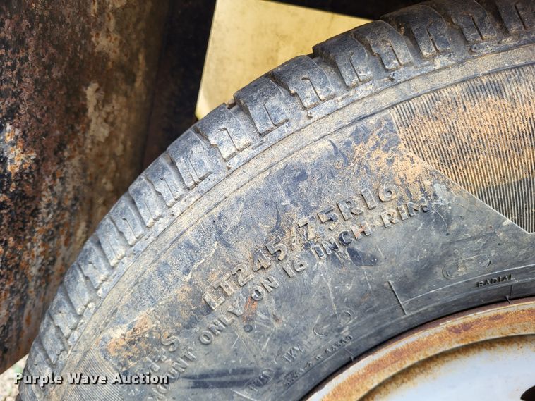 image for item LR9094 2005 Vermeer Ring-O-Matic 550 Jet Vac  vacuum excavator