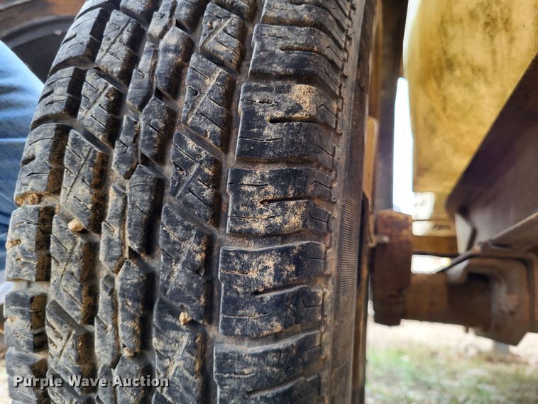 image for item LR9094 2005 Vermeer Ring-O-Matic 550 Jet Vac  vacuum excavator